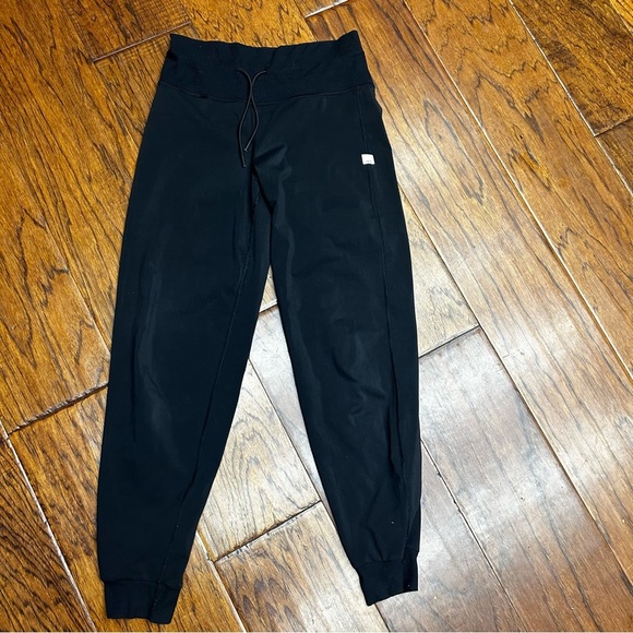 Vuori Black Track Pants with Tapered Leg and Elastic Waistband - Picture 1 of 7